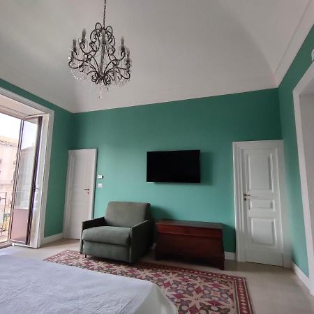 Finestre In Piazza Apartment คาตาเนีย ภายนอก รูปภาพ