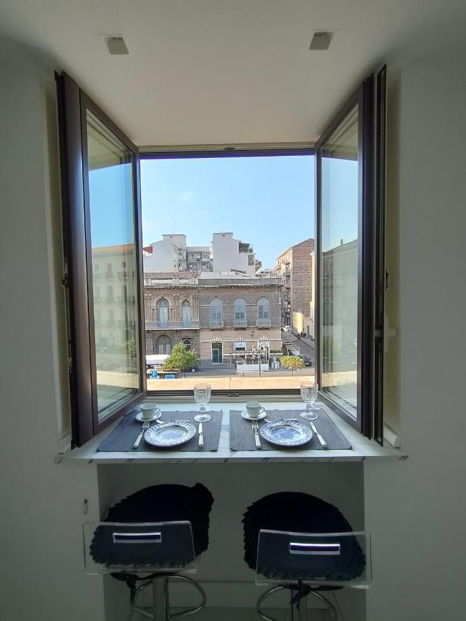 Finestre In Piazza Apartment คาตาเนีย ภายนอก รูปภาพ