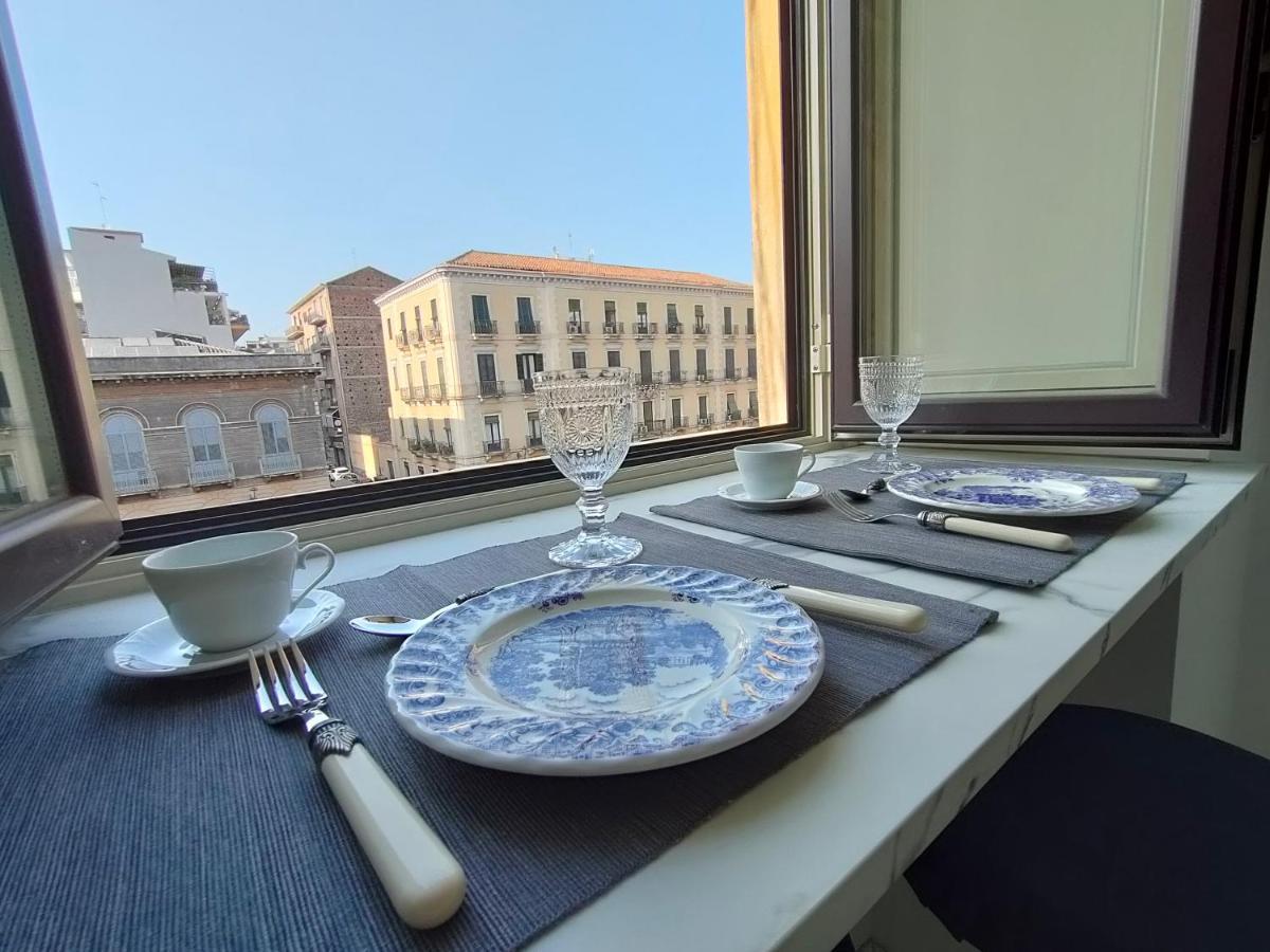 Finestre In Piazza Apartment คาตาเนีย ภายนอก รูปภาพ